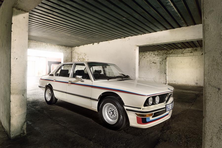 BMW 530 MLE (E12) 1976 года  (ZA) (фото 4 из 95)